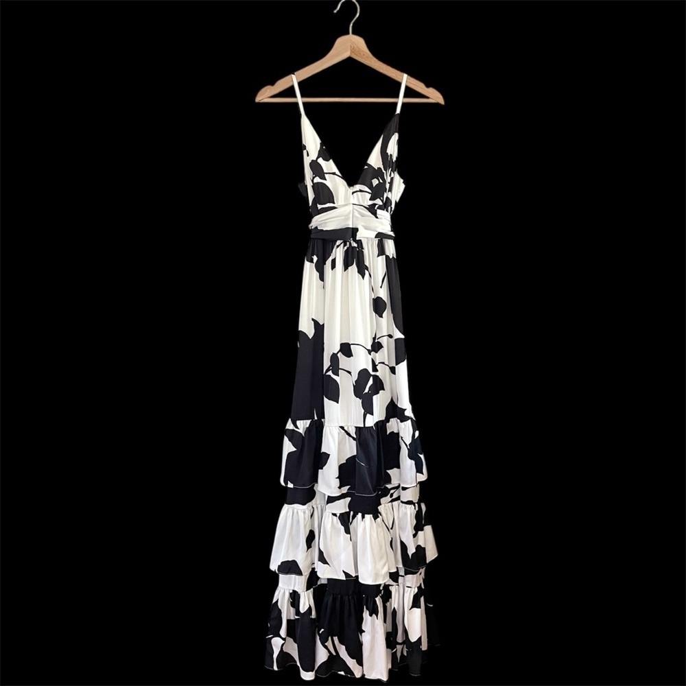 Anthropologie Hutch Guthrie Floral Satin Ruffle Hem Maxi Dress Black White 0 - Picture 5 of 16